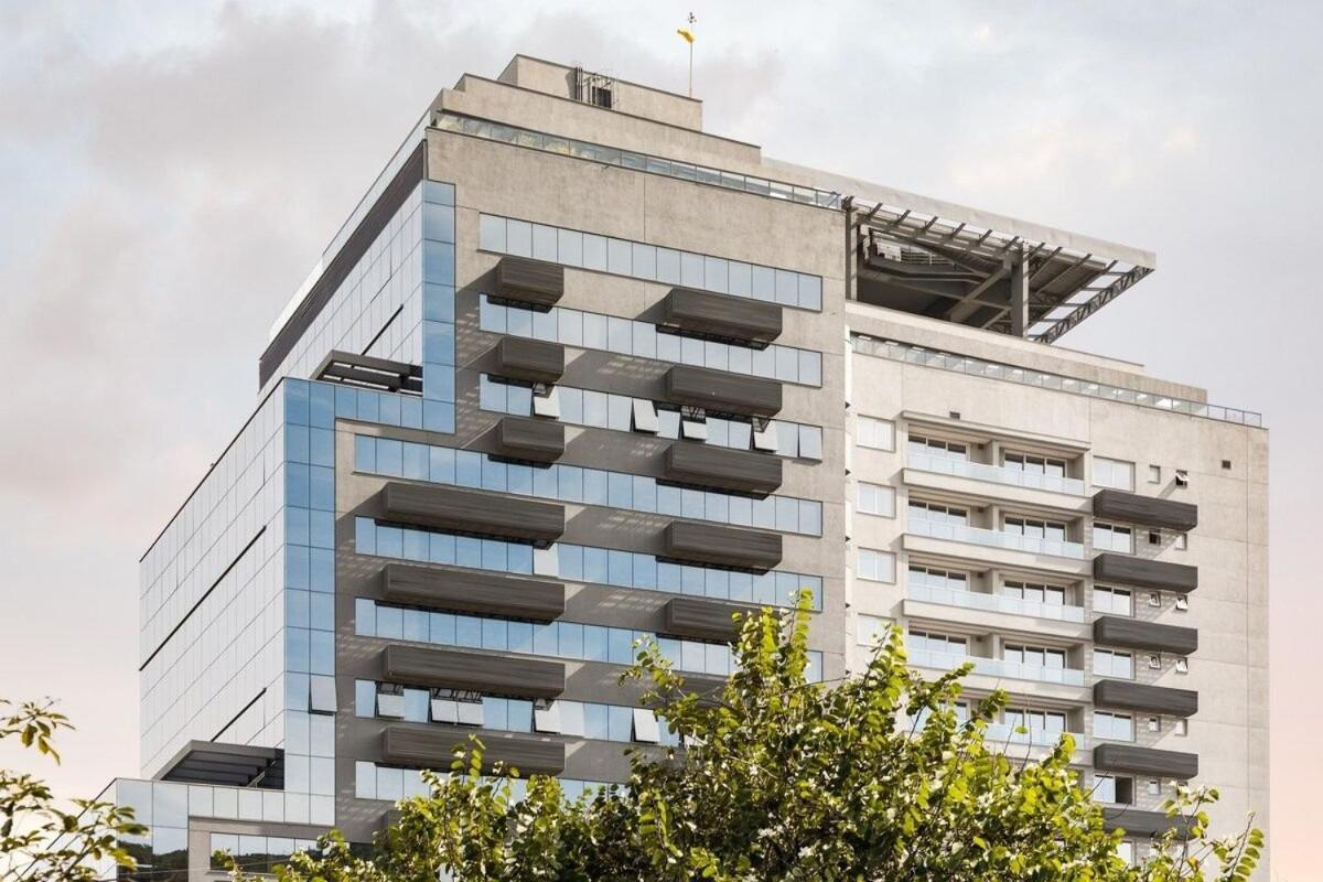 Patio Milano Apartamentos Completos Em Condominio Incrivel Com Food Hall Florianopolis Exterior photo